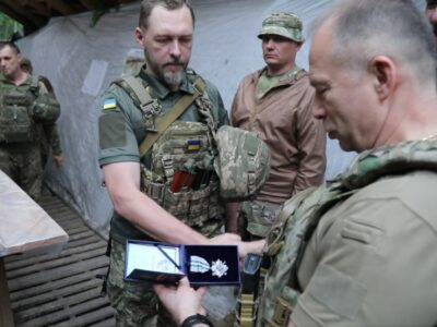 Втримав позиції без втрат і знищив ворога: історія командира, нагородженого «Срібним хрестом»  