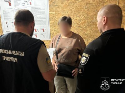Оформляла «соціальні виплати» для окупантів: жительці Купʼянського району повідомили про підозру  
