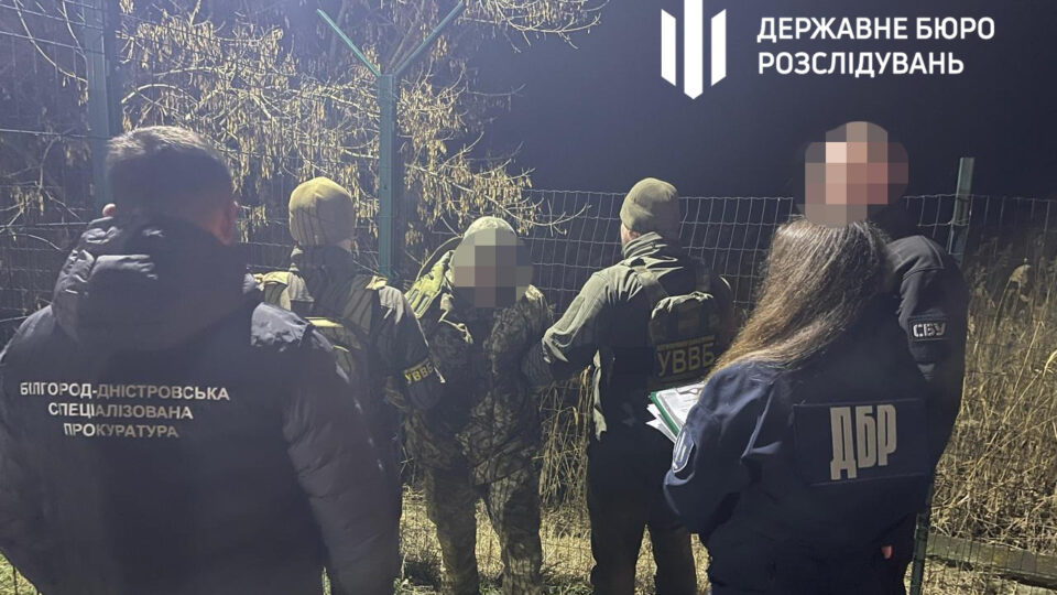 Прикордонник, який налагодив «транзит ухилянтів» на Одещині, отримав два роки позбавлення волі  
