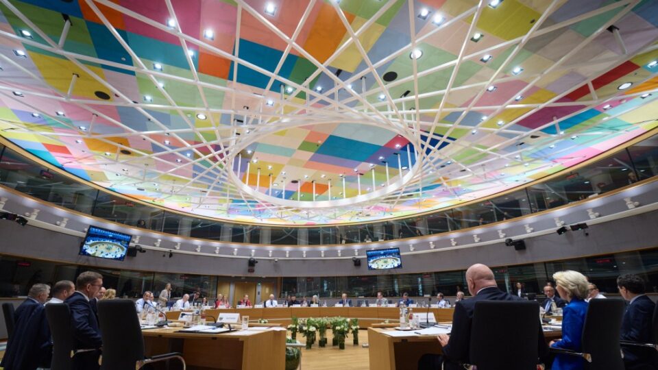 Президент України закликав ЄС посилити тиск на росію: «Холод — це зброя у війні проти цивільних»  