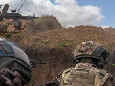 Один іде — решта дивляться: ворог переходить до «м’ясної розвідки» на Покровському напрямку  