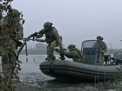 Херсон під повним контролем: морпіхи спростували фейки про «висадку» ворога  