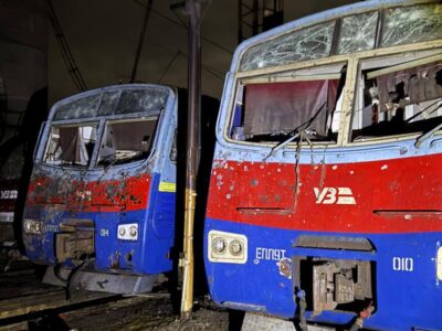 У Полтаві внаслідок обстрілів пошкоджено локомотивне депо і рухомий склад  