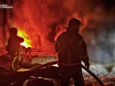 Війська рф вдарили по енергетичній інфраструктурі Київщини: поранено двох співробітників ДТЕК  