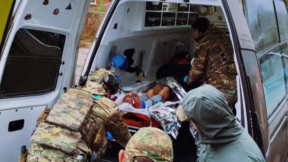 «Не встиг взяти праворуч — і вибухнуло»: мінометники «Хижака» врятували чоловіка після удару FPV  