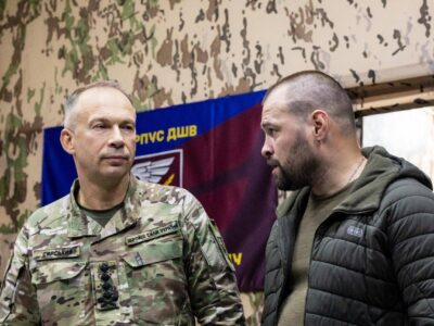 Головнокомандувач ЗСУ зустрівся з військовими, які воюють на Покровському напрямку