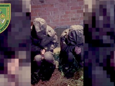 «Ні в кого не стріляв, а путін — ла-ла-ла» — бійці 33 ОШП захопили полонених у російському Тьоткіно  