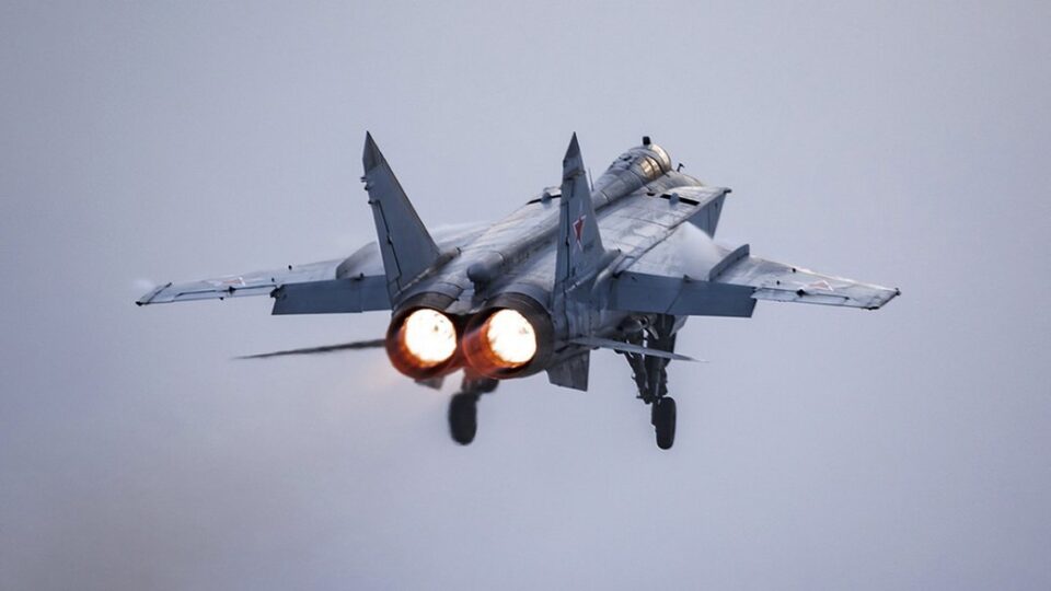 МіГ-31 не дотягнув до аеродрому: російська авіація продовжує «танути»  