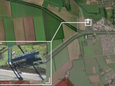 Окупанти встановили свій прапор на стелі Покровська, проте протримався він там недовго