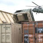 Навіяно операцією «Павутина»: американські зброярі розмістили пускову установку HIMARS у вантажному контейнері