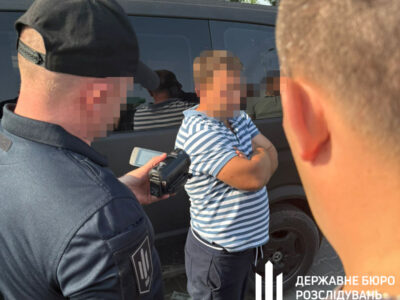 Депутат громади на Тернопільщині знімав ухилянтів з обліку: його судитимуть  