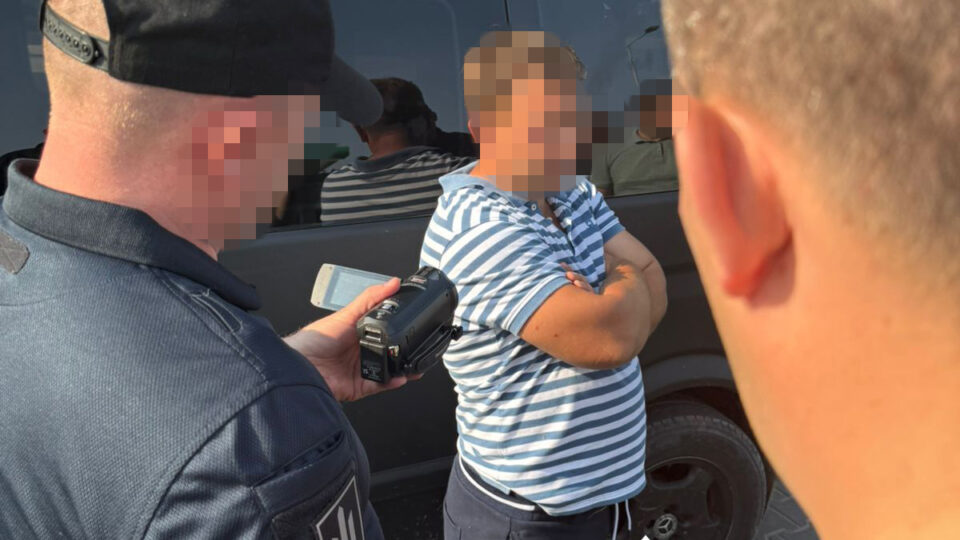 Депутат громади на Тернопільщині знімав ухилянтів з обліку: його судитимуть  