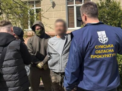 Одягав «піксель» та шпигував за захисниками: на Сумщині викрили колаборанта  