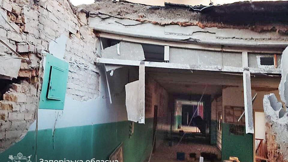 Дві людини поранені внаслідок ворожих атак по Запорізькій області  