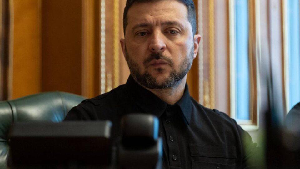 Чехія продовжить постачання снарядів: Володимир Зеленський провів розмову з Петром Павелом  