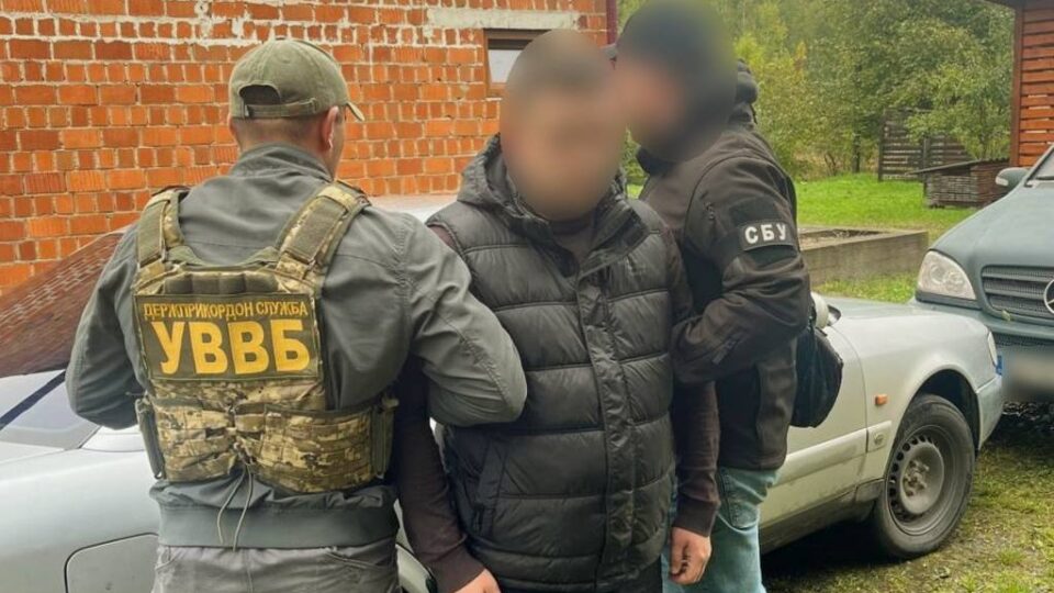 Не доїхав до Румунії: прикордонники затримали перевізника ухилянтів  