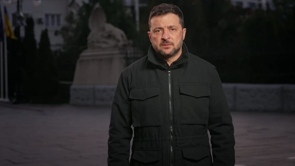 Підготовка до розмови з Трампом і рішення щодо Одеси — ключові теми звернення Президента  