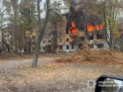 Три КАБи по Дружківці і дрон на трасі : росіяни поранили шістьох цивільних на Донеччині