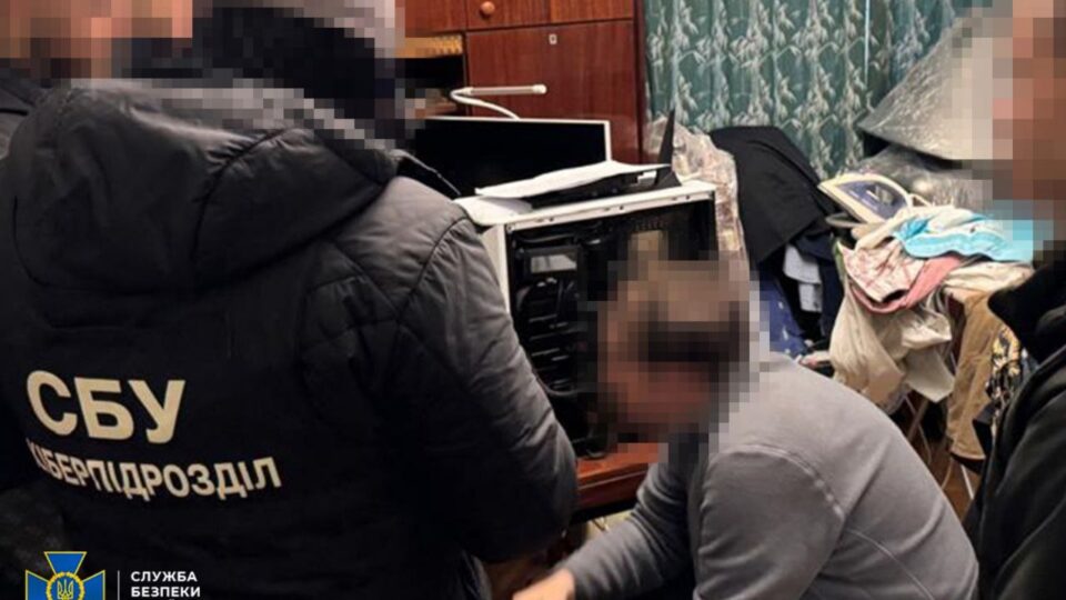 Куратор із Санкт-Петербурга — ідеї з минулого: СБУ викрила мережу «неокомуністів», які хотіли «відродити срср»  