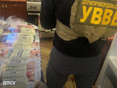 $15 000 за шлях у гори: прикордонники затримали групу переправників ухилянтів
