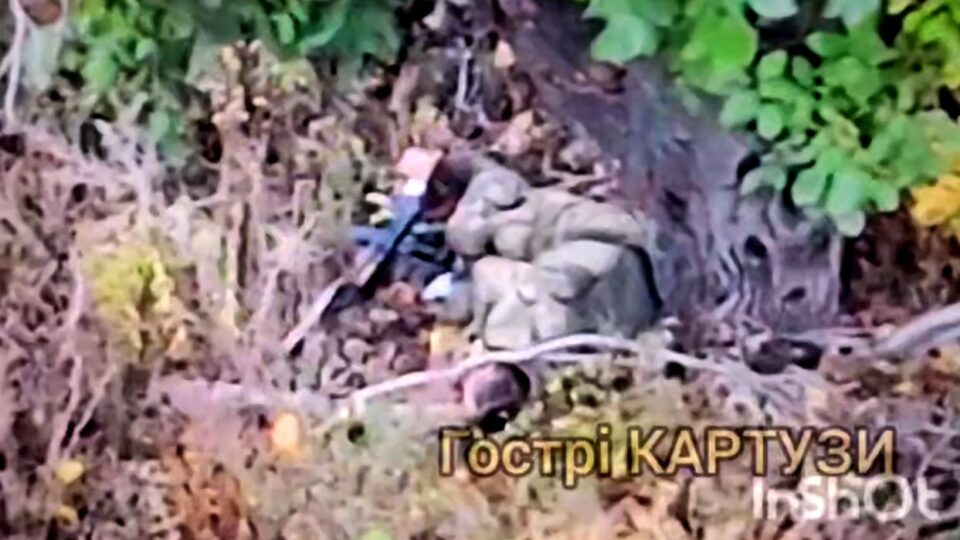 «Унікальна криворукість» — поранений «орк» хотів позбавити себе страждань, але зазнав цілковитого фіаско  