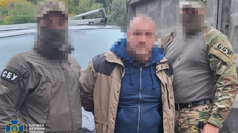 Киянин зливав ворогу локації ППО та аеродромів Сил оборони  