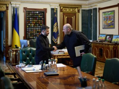 Володимир Зеленський: До кінця року половина зброї для фронту має бути українською