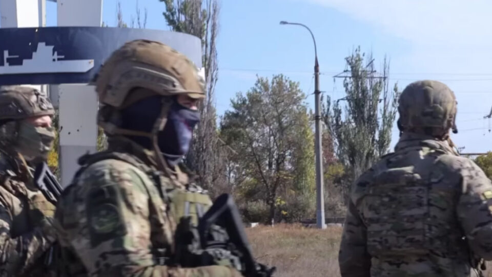 «Херсон під нашим контролем»: морпіхи показали, як росія вигадує свої «успіхи»  