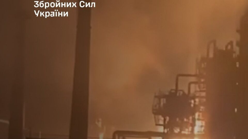 Сили оборони уразили НПЗ «Рязанський» та ворожий склад боєприпасів  