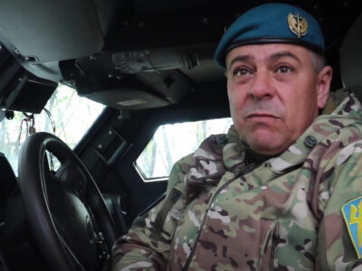 «Дві хвилини під пеклом»: водій бронемашини розповів про зухвалу операцію порятунку