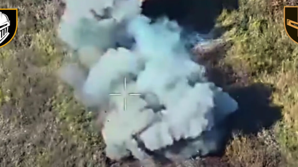 Від FPV-«ждунів» до труби з окупантом — Залізна бригада показала, як чистить напрямок дронами  