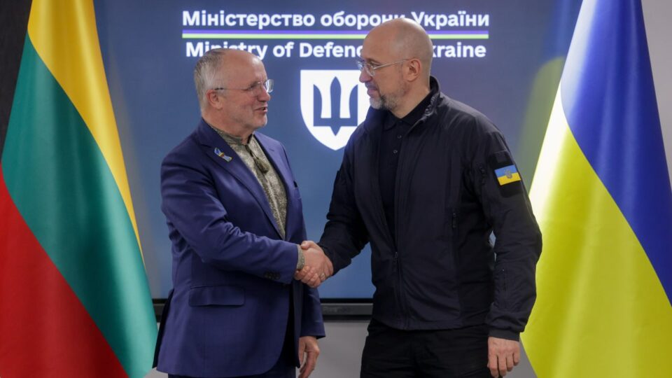 Україна готова ділитися досвідом протидії БПЛА з Литвою: Шмигаль зустрівся зі спікером Сейму Олєкасом