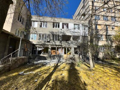 Удар по цивільних як стратегія терору: Президент закликає партнерів посилити тиск після обстрілу дитячої лікарні  