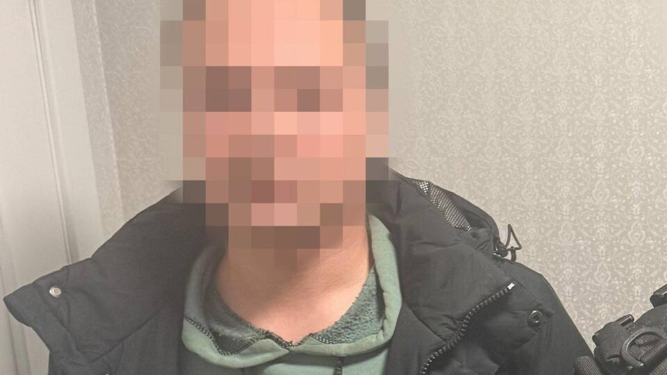 Зривав мобілізацію: у Сумах викрито адміністратора групи