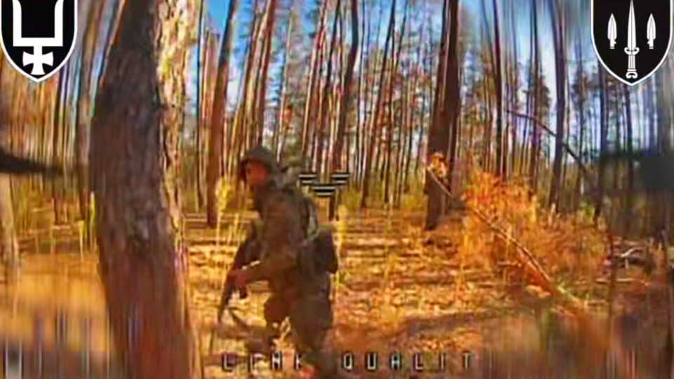 «Прикидався мертвим — довелося допомогти»: Signum знищив окупанта, який грав у театр