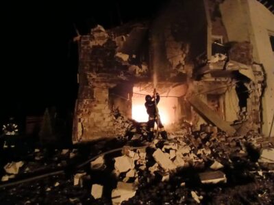 У Борисполі через обстріли рф постраждала людина і виникла пожежа  