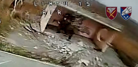 «Кінцева»: дрон знищив купку окупантів, котрі ховались на автобусній зупинці  