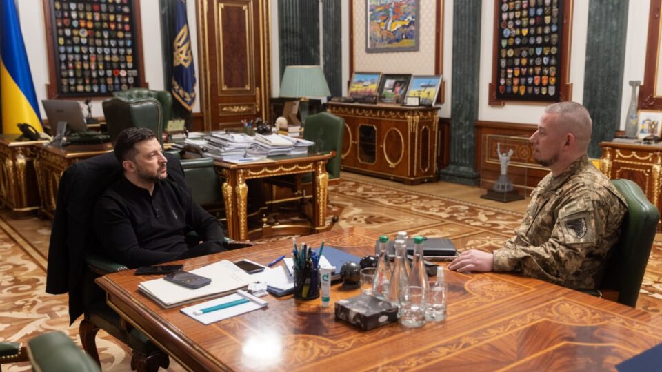 Володимир Зеленський та Павло Паліса обговорили деталі рішення щодо розподілу особового складу між бригадами  