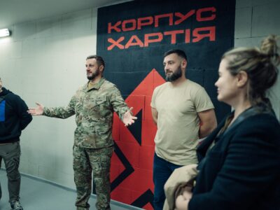 Посли восьми країн НАТО на чолі з представником США відвідали корпус «Хартія»  