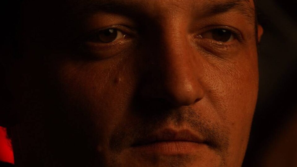 «Доїхали на одному колесі»: десантник «Міксер» врятував трьох поранених під час атаки дронів поблизу Курахового  