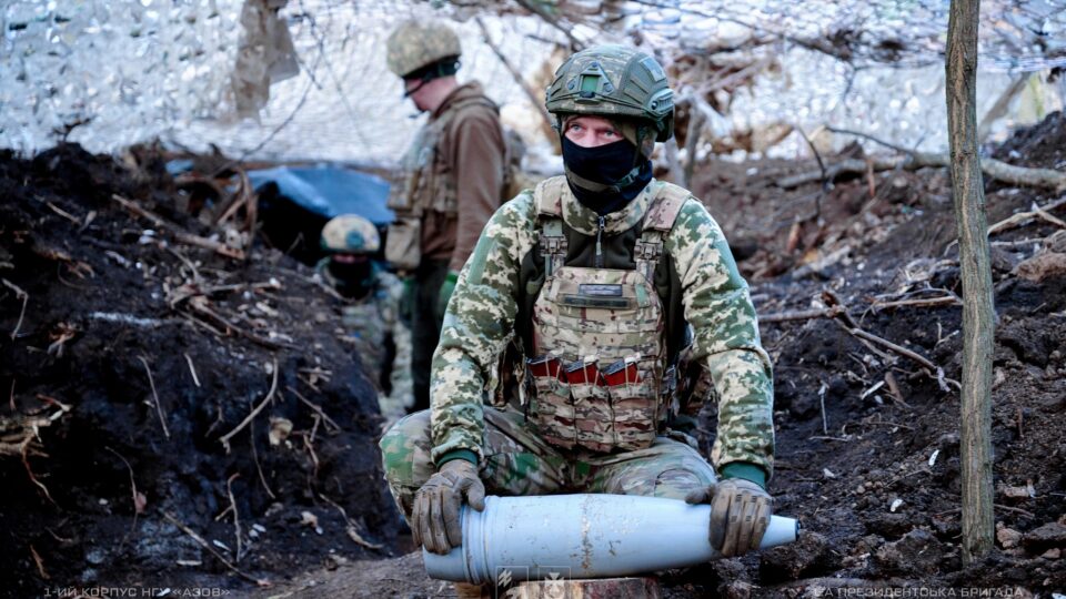 Музикант, водій і фермер: історії артилеристів «Буревію», які б’ють ворога з «Гіацинтів» на Харківщині  