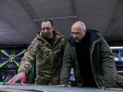 На Харківщині міністр оборони зустрівся з військовими, які обороняють Вовчанськ  