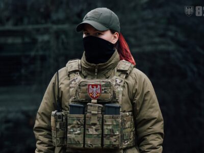 «Бариста, яка стала артилеристом»: дівчина у 18 років пішла до ТЦК і тепер командує гарматою на Курщині  