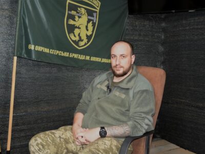 «Артилерія й надалі використовуватиметься в цій війні. Дрони робитимуть свою роботу, артилерія — свою» — комбриг 68-ї бригади  