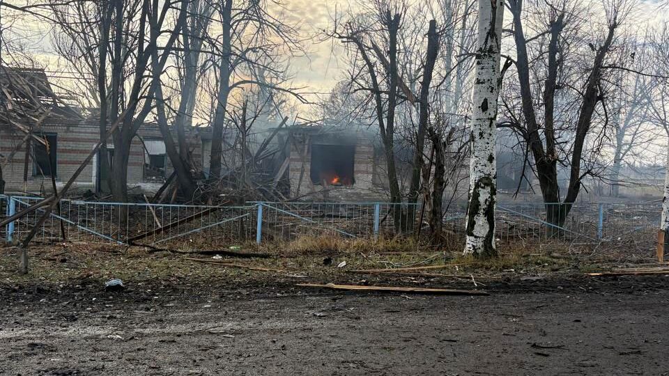 Четверо людей загинули і четверо зазнали поранень унаслідок російських обстрілів Донеччини  