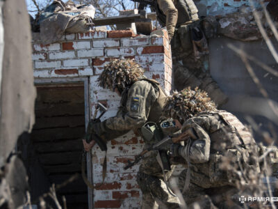 «Використовували густий туман»: ЗСУ зупинили прорив росіян у центр Покровська та ліквідували групи під Гришиним  