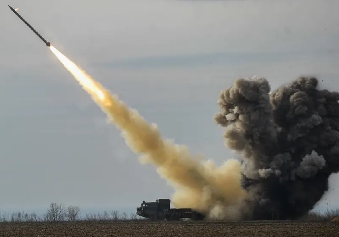 Українські фахівці продовжують активно працювати над створення ракетного озброєння. Фото: Укроборонпром.