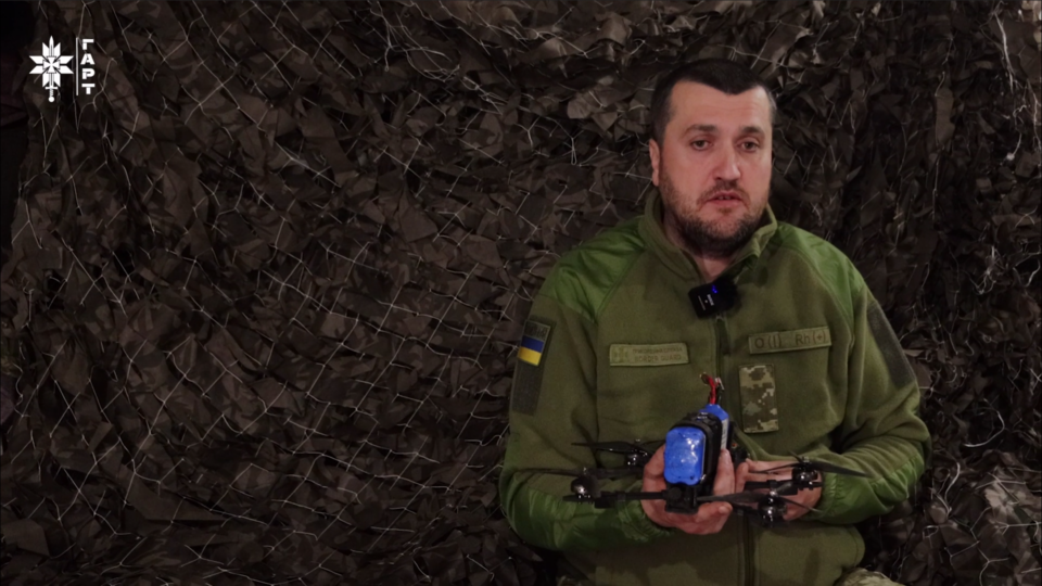 Боєць «Феррарі», поки ремонтували машину, і затрофеїв ворожий дрон  