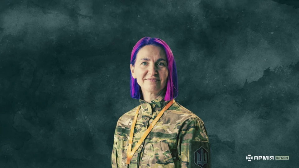 «Я надягала кілька рукавичок — і надавала допомогу полоненим із ВІЛ» — бойова медикиня Олена Риж  