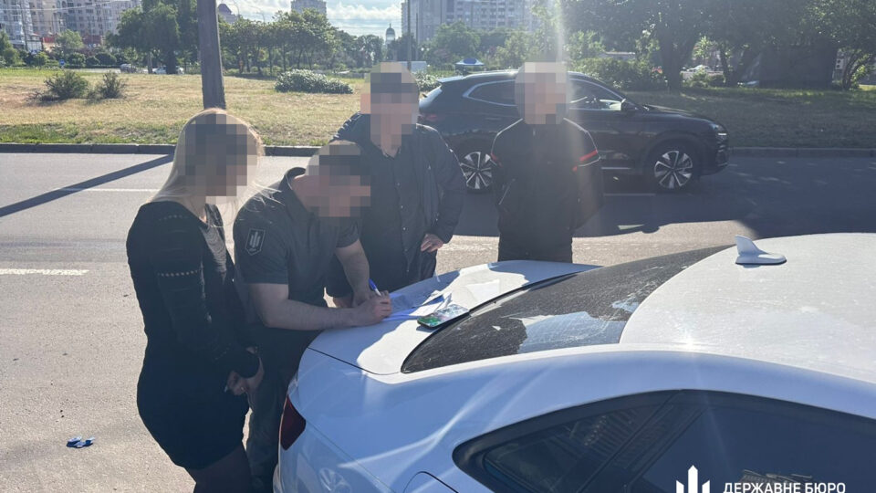 У Дніпрі експоліцейські за гроші вилучили з державних баз дані понад 500 ухилянтів  